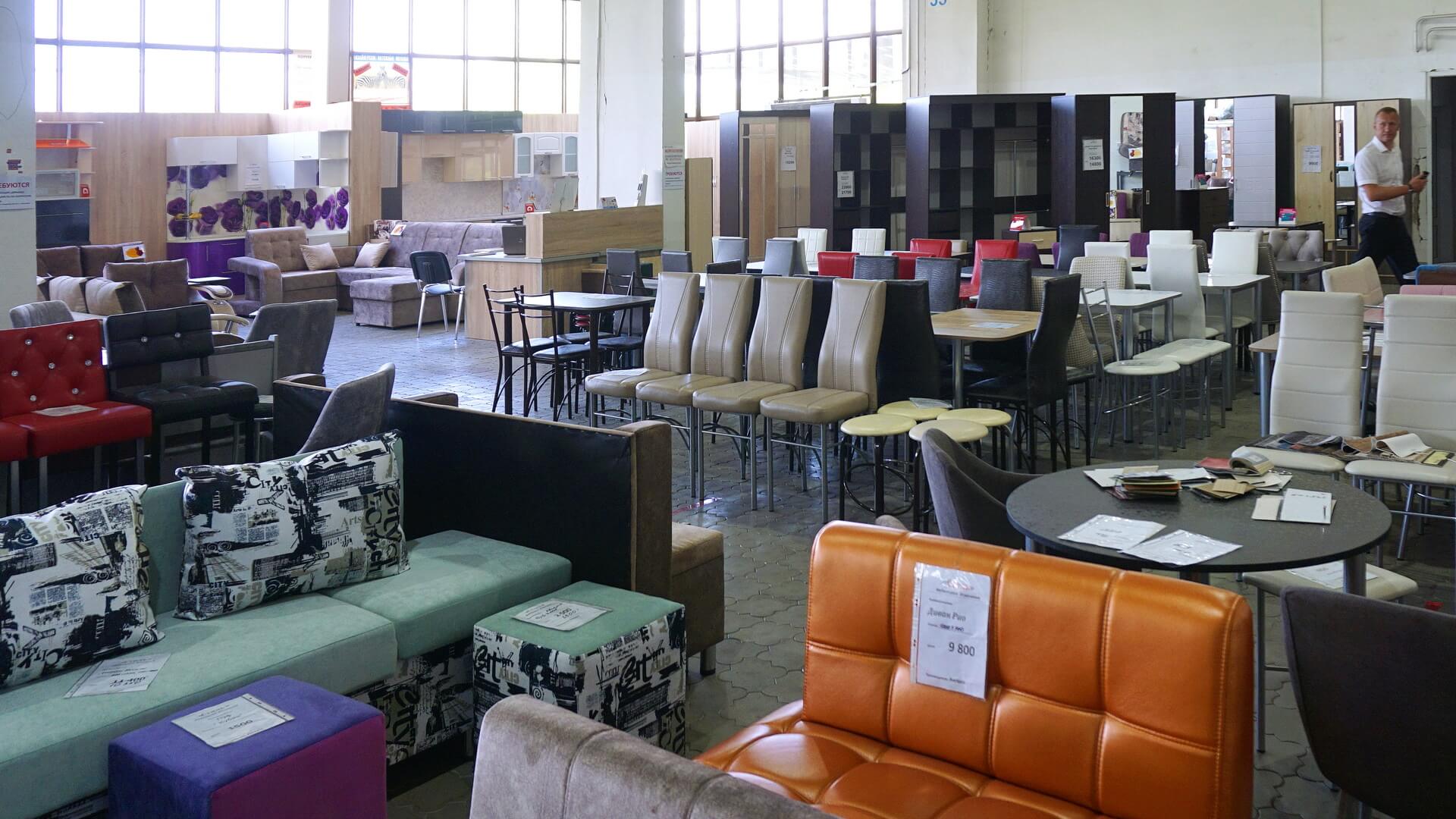 «Центр мебели» площадью более 4000 кв.м, доступная мебель от разных производителей в Ангарске